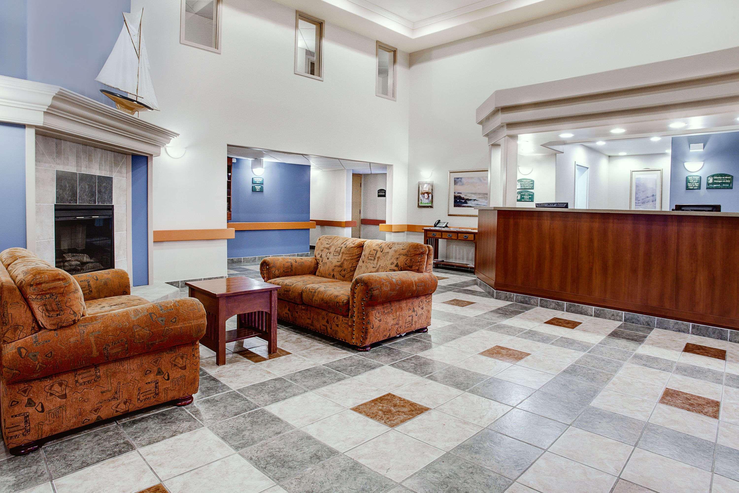 Super 8 By Wyndham Caraquet Hotel Buitenkant foto