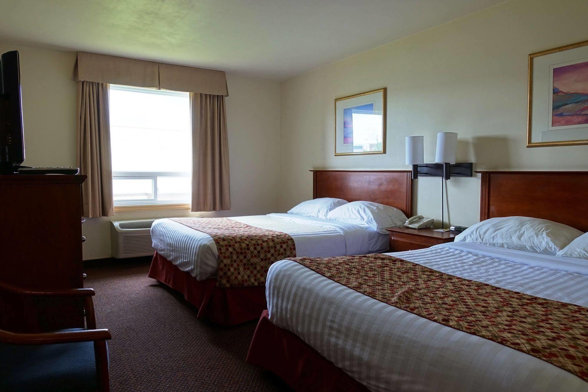 Super 8 By Wyndham Caraquet Hotel Buitenkant foto