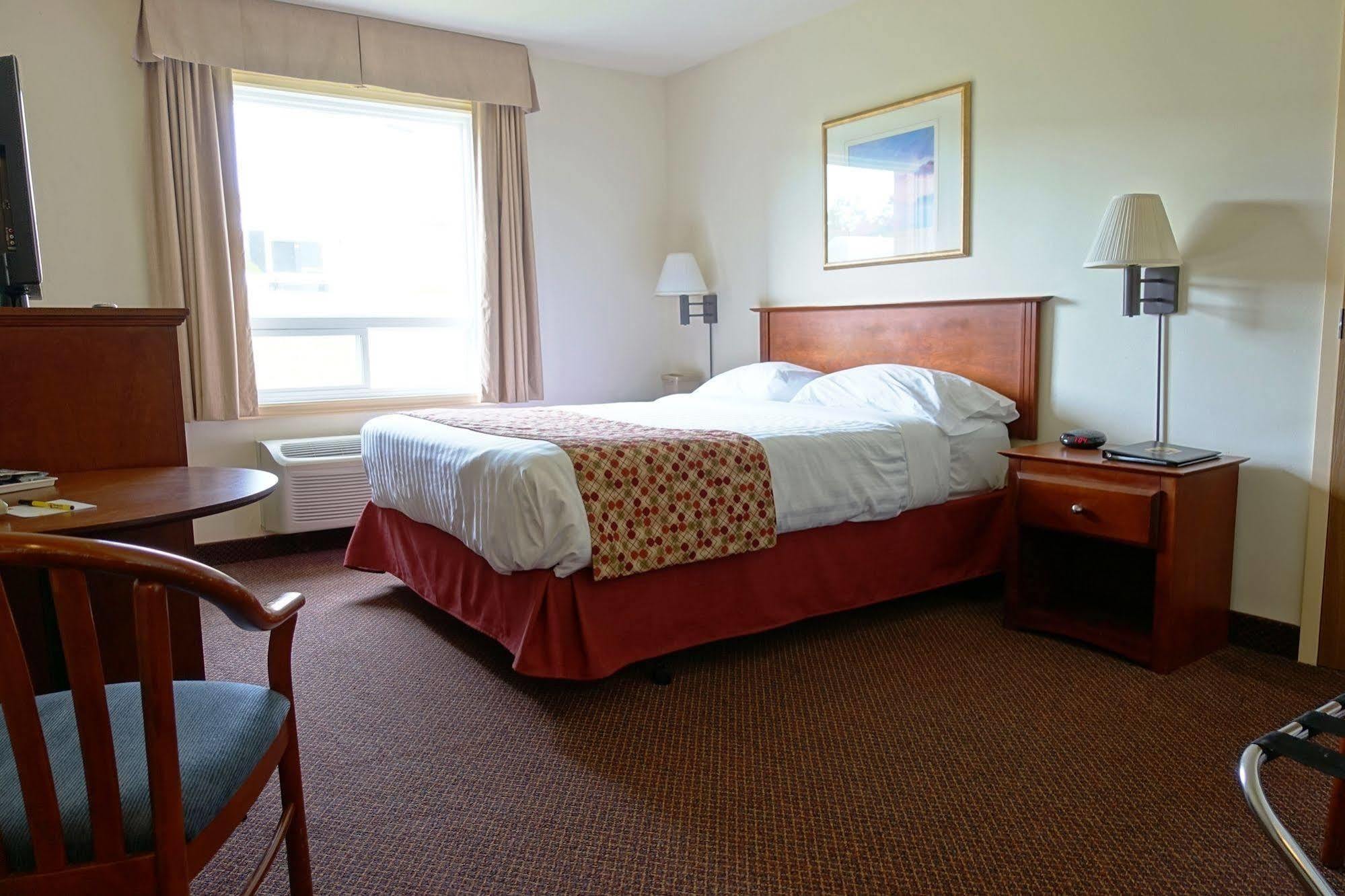 Super 8 By Wyndham Caraquet Hotel Buitenkant foto